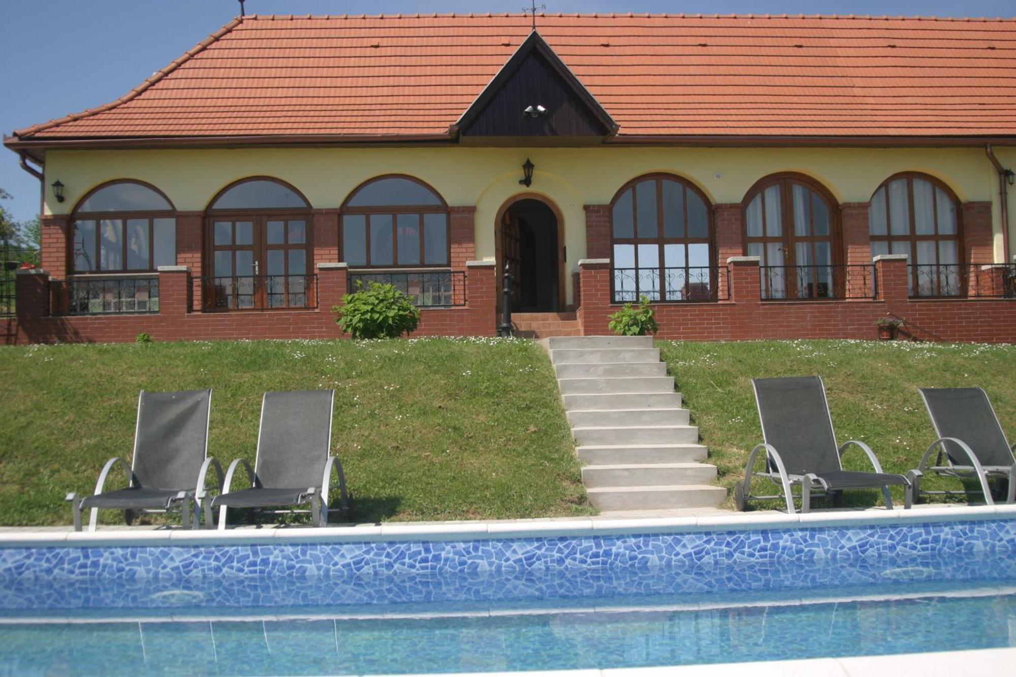 Villa Teleki Bagian luar foto