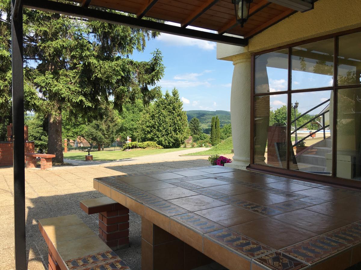 Villa Teleki Bagian luar foto